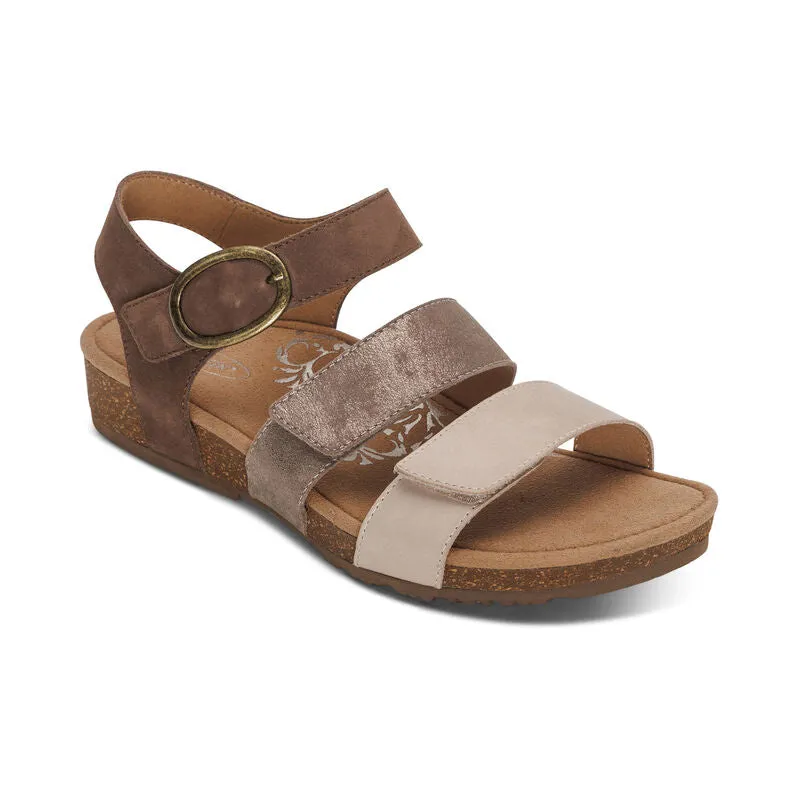 Aetrex Women's Lilly Adjustable Quarter Strap Sandal - Taupe SC562