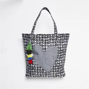 Betty Basics Getaway Bag in Black Print