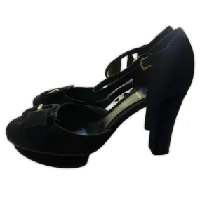 FENDI Black Velvet Buckle Pumps | Size 38.5