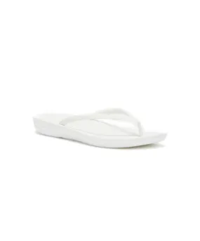 FitFlop iQushion Ergonomic Thongs White