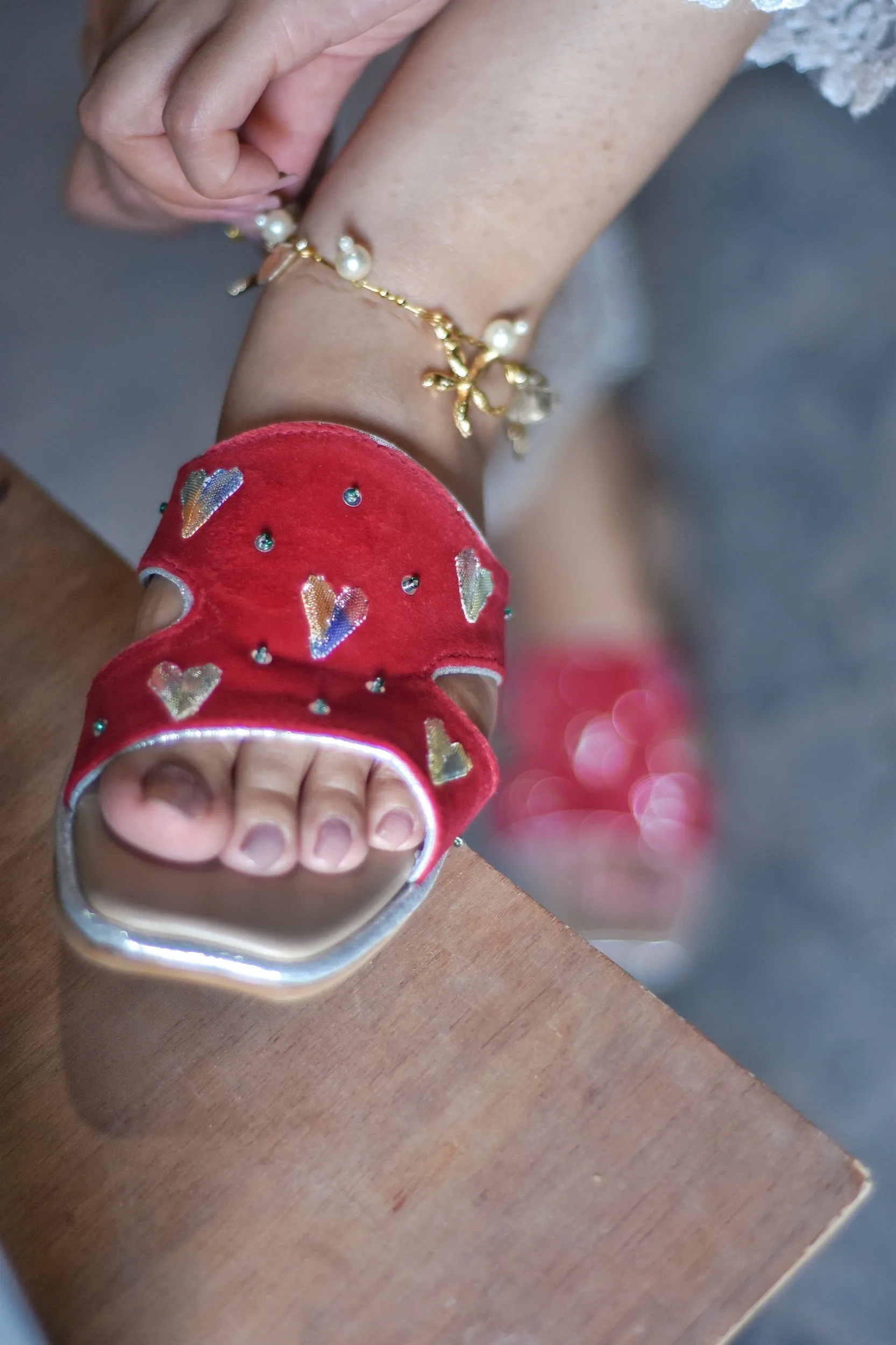 Kohati Chappals | Laal