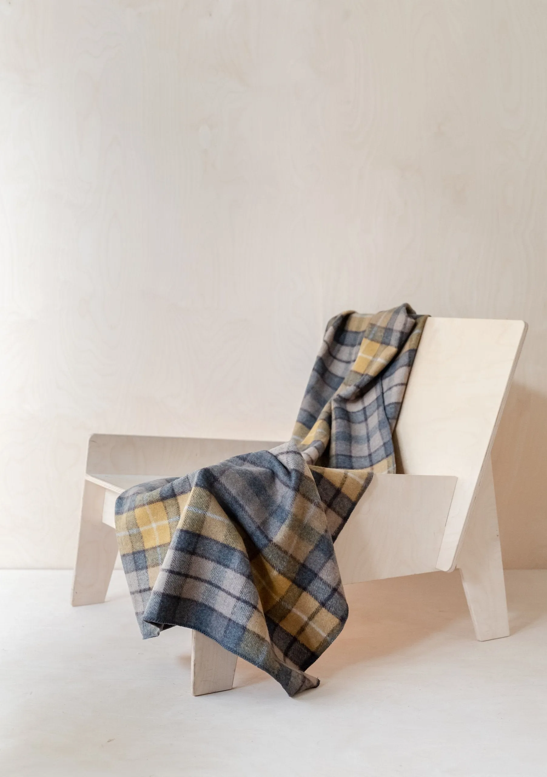 Recycled Wool Large Pet Blanket in Buchanan Natural Tartan