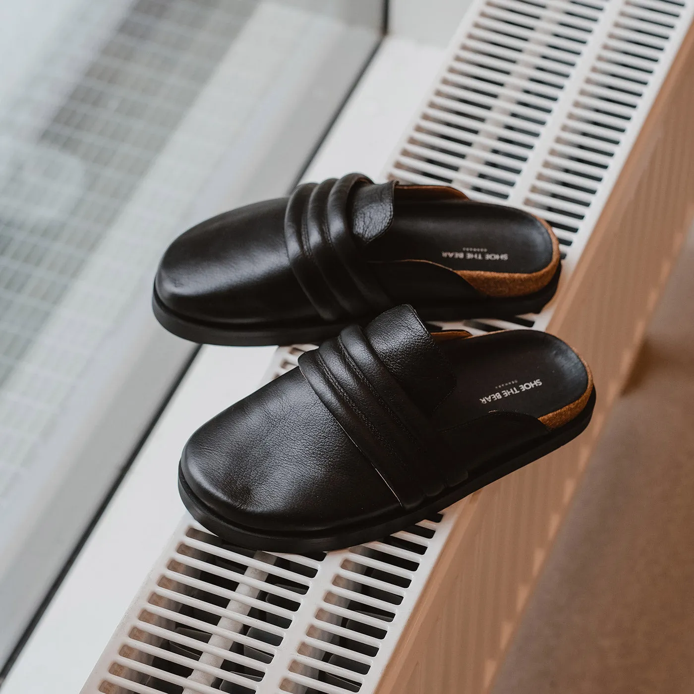 Siri clog leather - BLACK